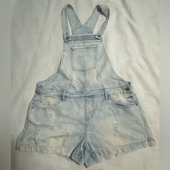 Overalls - Picture 1 of 11